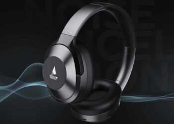 Stella Headphones with the Nirvana Headphone Amplifier from Audi